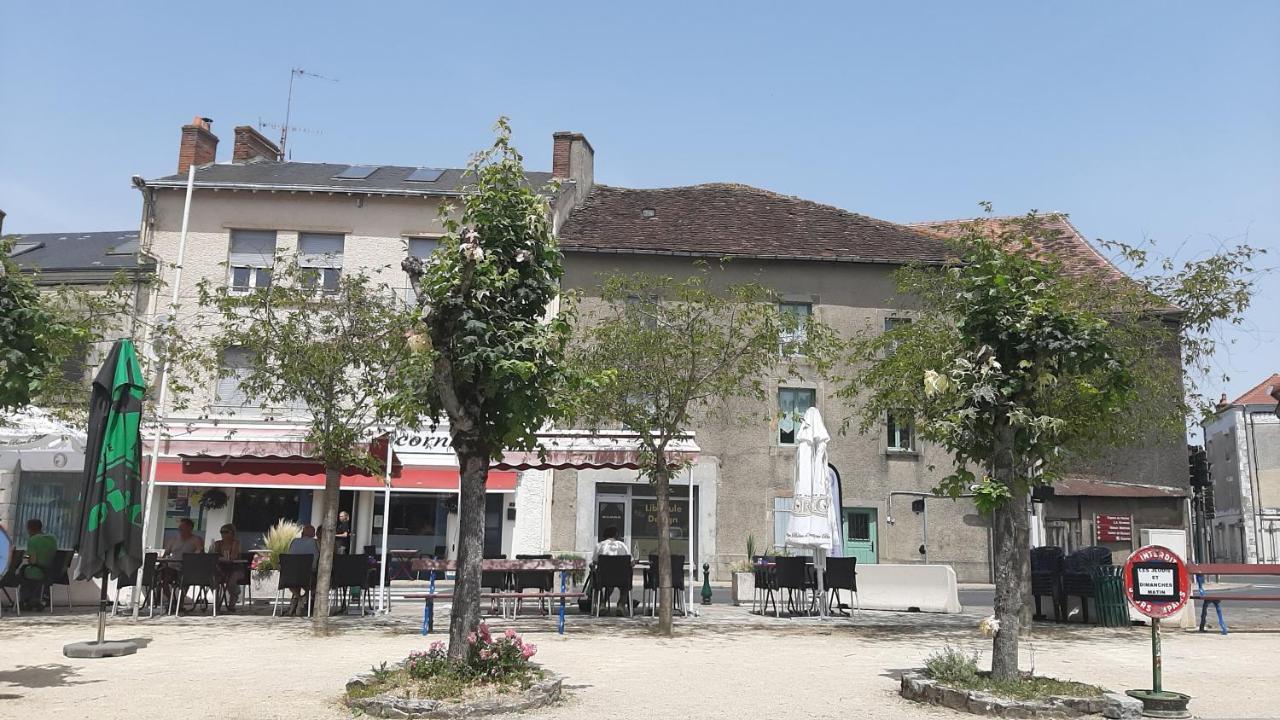 Maison En Avec Terrasse Ensoleillee Et Wi-fi Ferienhaus